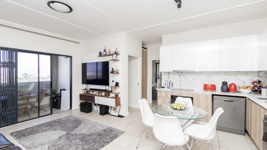 To Let 2 Bedroom Property for Rent in Sandown Western Cape